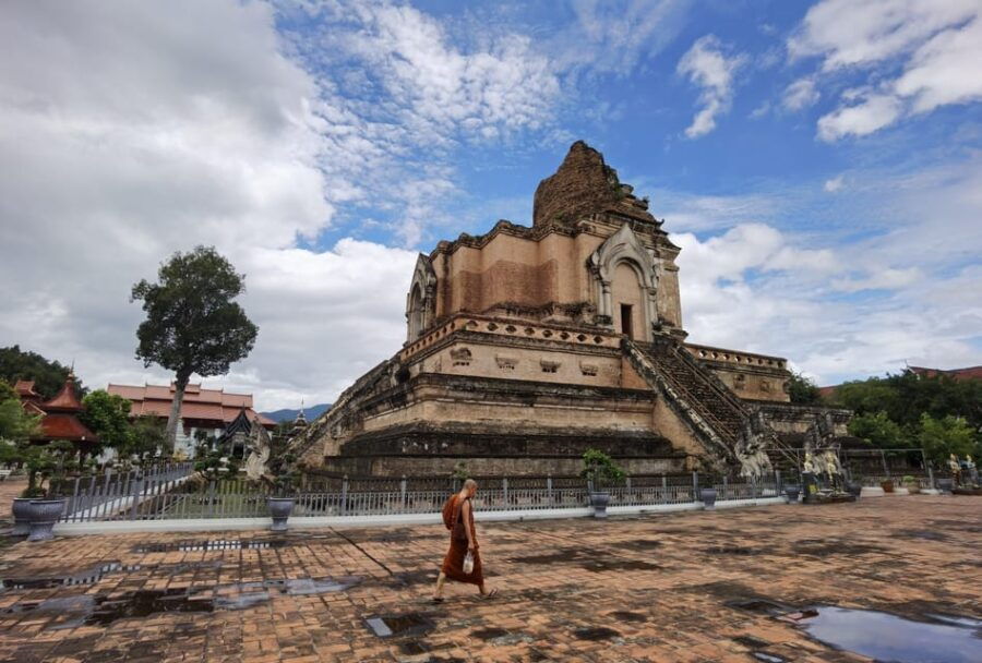 Chiangmai: Temple and City Tour Part 1 (Walking Tour) - Tour Overview and Pricing