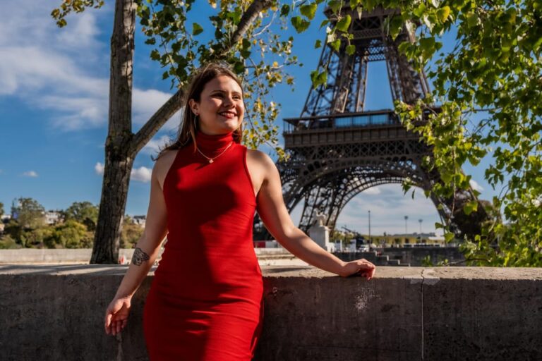 Eiffel Tower Photos: Capture Iconic Memories in Paris