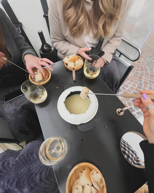 Fondue and Wine Private Tuk Tuk Tour in Geneva - Tour Overview