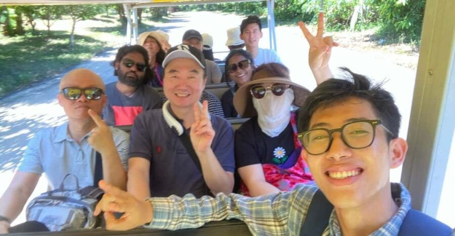 FRIENDLY TRAVEL HOA LU-TRANG AN 1 SMALL GROUP BY LIMOUSINE - Tour Overview and Pricing