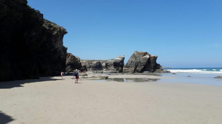 From Lugo: Half Day Excursion to Cathedral Beach and Ribadeo