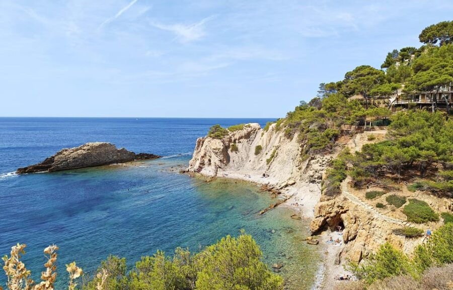 From Marseille to the Calanques Blueues by Train, Hike, Lagoons and Villages - Explore the Côtes Bleues