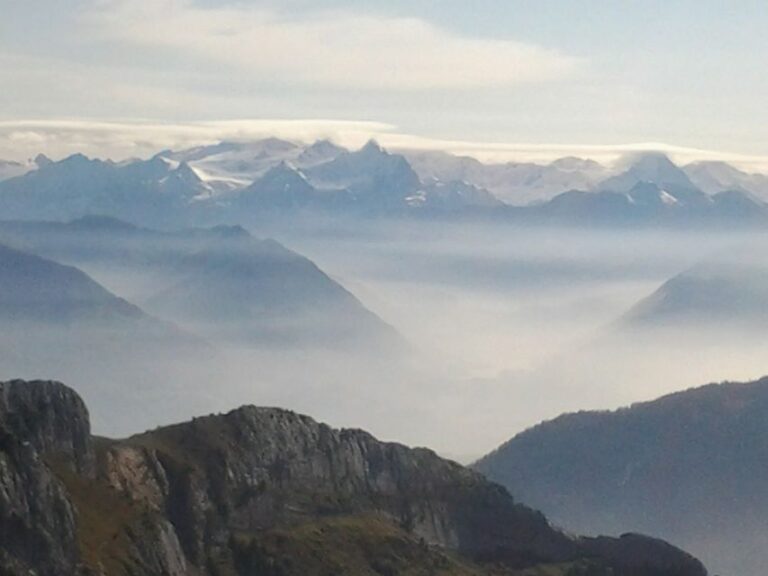 From Zürich:Small Group Tour Golden Roundtrip to Mt. Pilatus