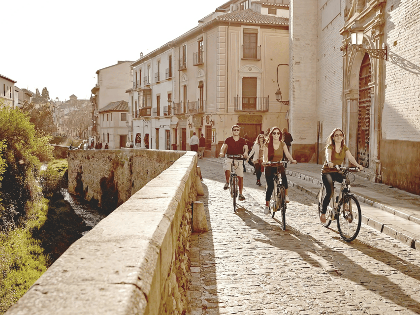 Granada: Electric Bike Tour of Albayzin and Sacromonte - Tour Overview