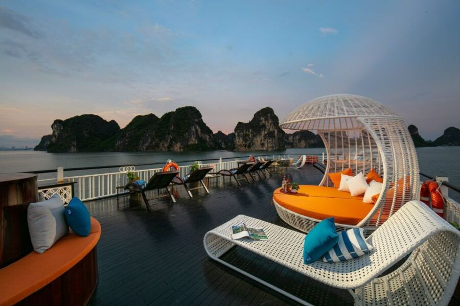 Halong Bay: Luxury Day Cruise, Caves, Kayak & Buffet Lunch - Overview and Pricing