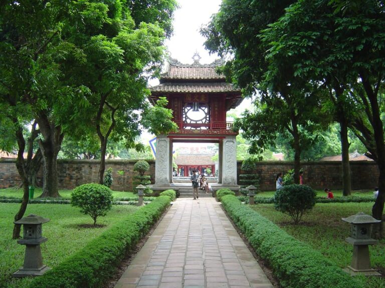 Hanoi Highlights: Full-Day/Half-Day City Expedition