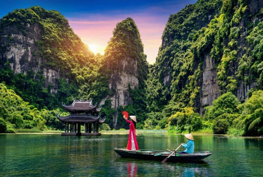 Hanoi/Ninh Binh: Bai Dinh, Trang An, and Mua Cave Day Tour - Tour Overview