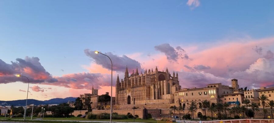 History, Architecture and Legends of Palma De Mallorca - Tour Overview