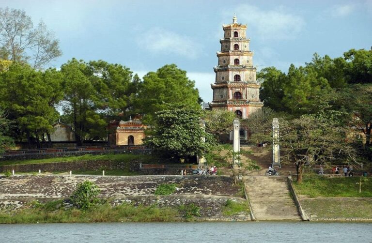 Hue Car Rental With Driver for Sightseeing City Day Trip