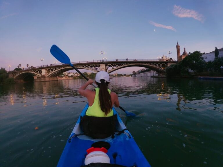 Kayak Full Moon: Historical Part, Triana & La Cartuja