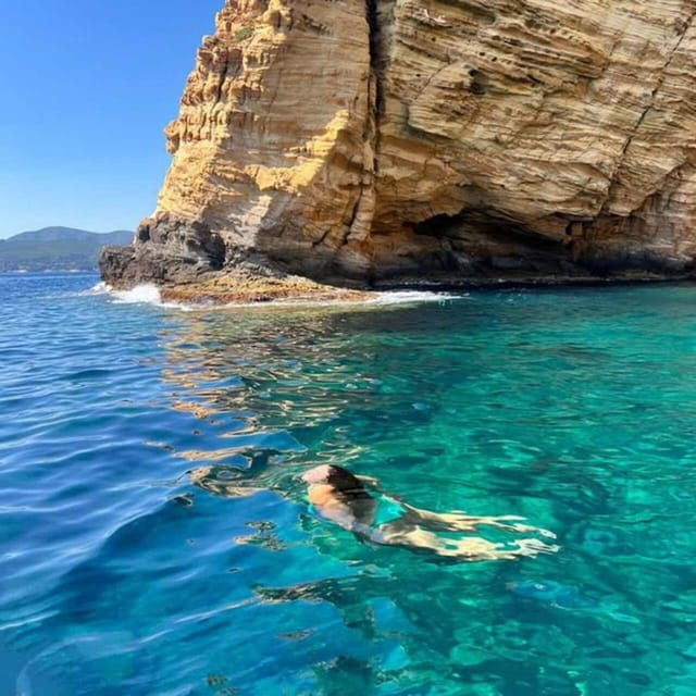 La Ciotat: Boat Tour to Cove of Var / Embiez and Swimming