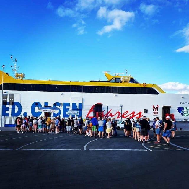 Lanzarote Shopping From Caleta De Fuste (Fuerteventura)