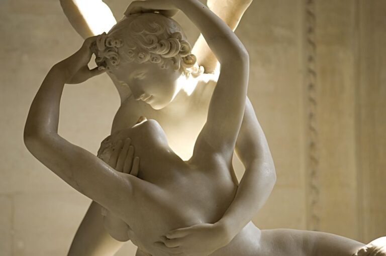 Louvre Masterpieces Private Guided Tour With Reserved Access