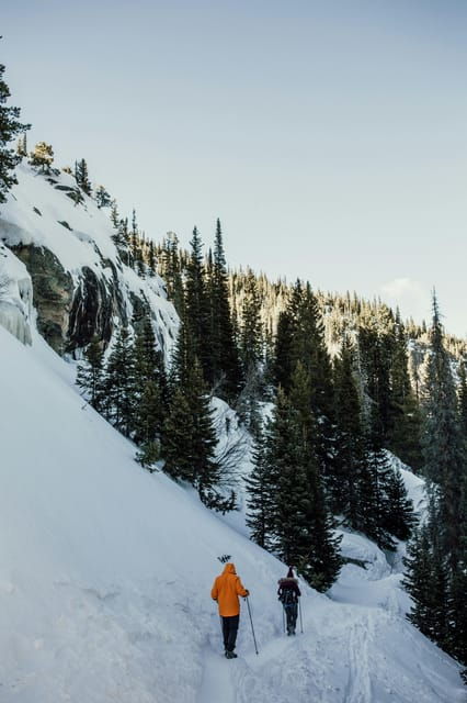 Lucerne: Snowshoe Hiking Adventure to Glaubenberg Langis