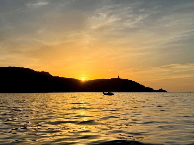 Lumio: Sunset Boat Tour in the Bay of Calvi
