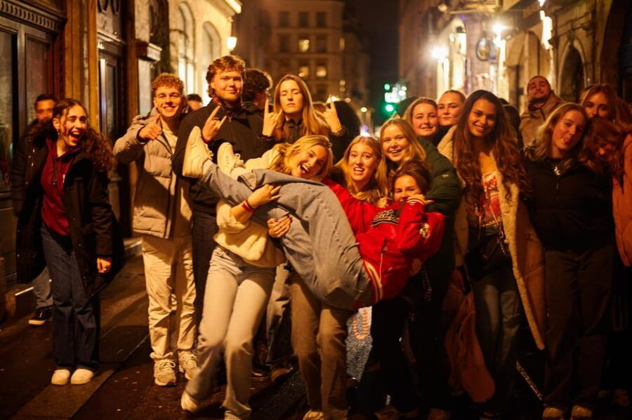 Lyon: Riviera Bar Crawl Party With Free Shots and Vip Entry - Nightlife in Lyon: A Vibrant Scene
