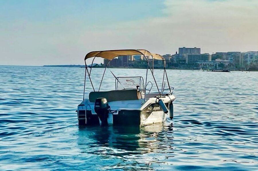 Malaga: 5-Seater Speedboat Boat Rental Without a License - Overview and Pricing