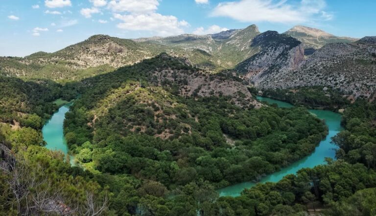 Málaga: Caminito Del Rey and Álora Village Tour With Tapas