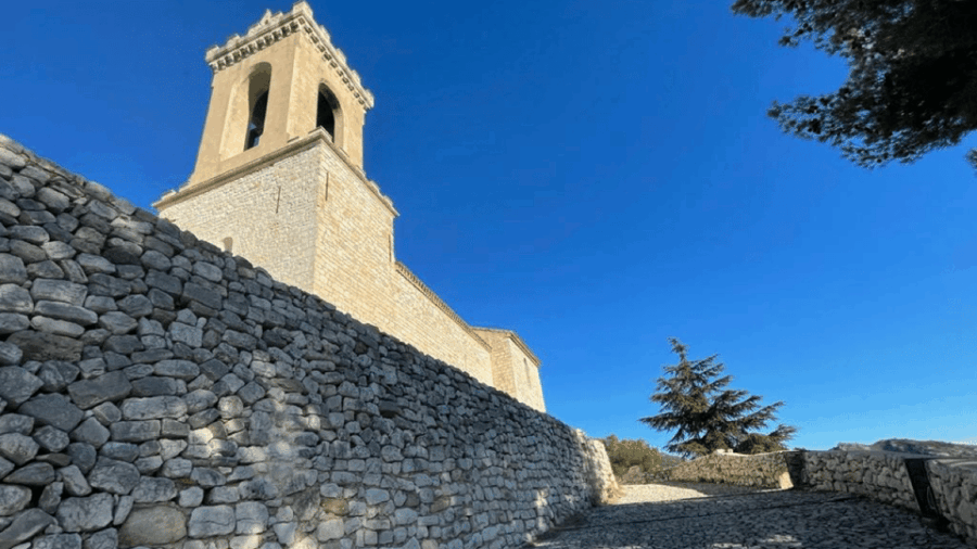 Marseille - Allauch: Between Tradition, History and Nature - The Allure of Marseille: A City of Contrasts