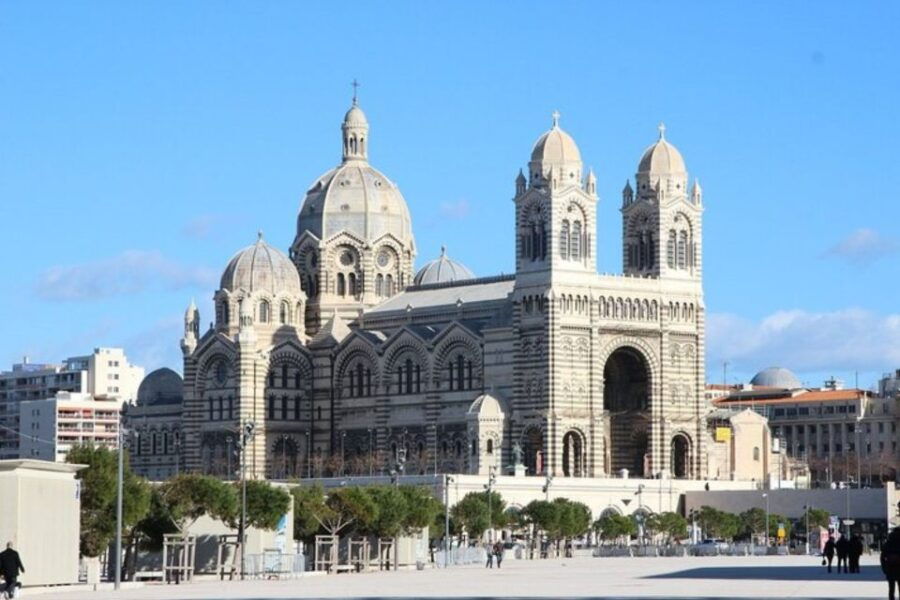 Marseilles: Private Custom Tour With a Local Guide - Tour Overview