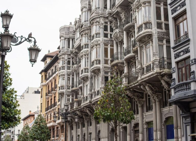 Oviedo: Walking Tour of the Historic Center