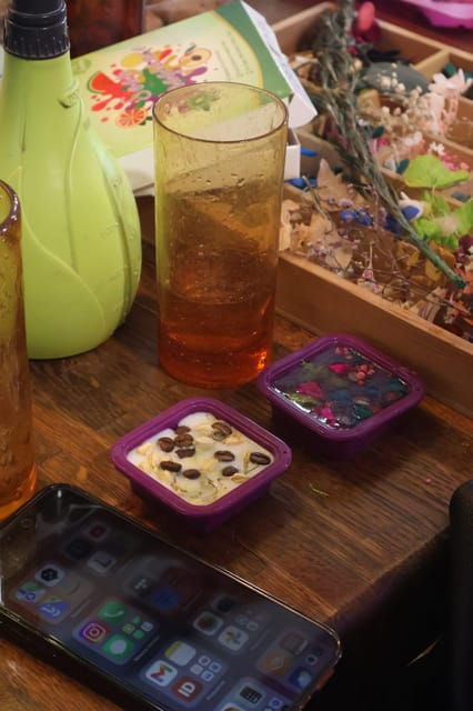 Paris: Botanical Handmade Soap Workshop (Melt and Pour Soap) - Workshop Overview