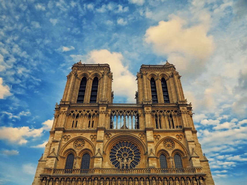 Paris: Île De La Cité and Notre Dame Walking Tour With Crypt - Tour Overview