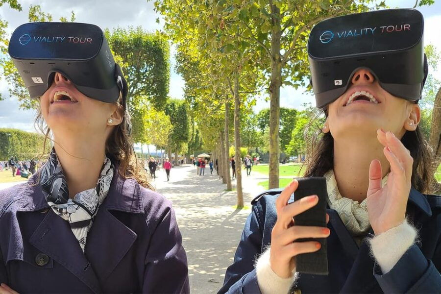 Paris : Immersive Eiffel Tower Tour With Virtual Reality - Tour Overview