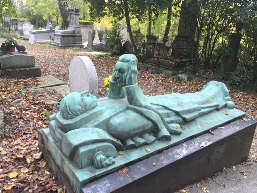Paris: Père Lachaise Cemetery Visit With Seine River Cruise - Tour Overview and Pricing