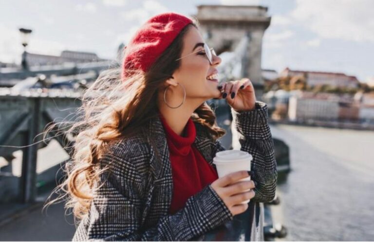 Paris: Private Half-Day Walking Tour With a Local Guide