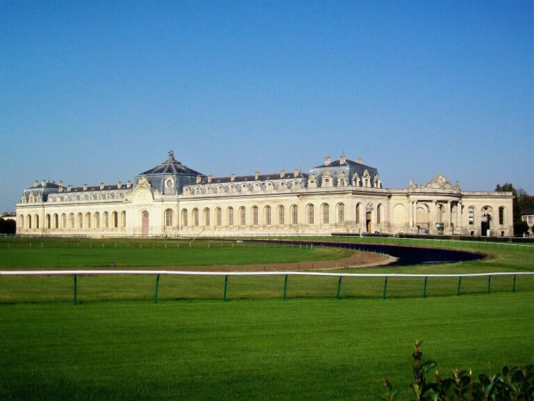 Paris: Private Tour of Domaine De Chantilly Ticket&Transfer