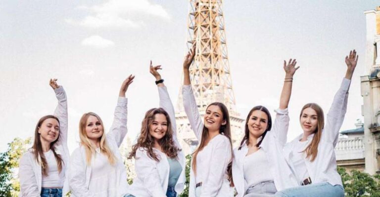 Paris: Professional Photographer