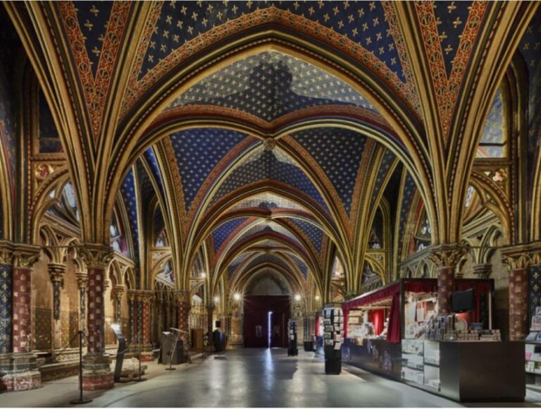 Paris: Ste-Chapelle, Conciergerie, Notre Dame Private Tour