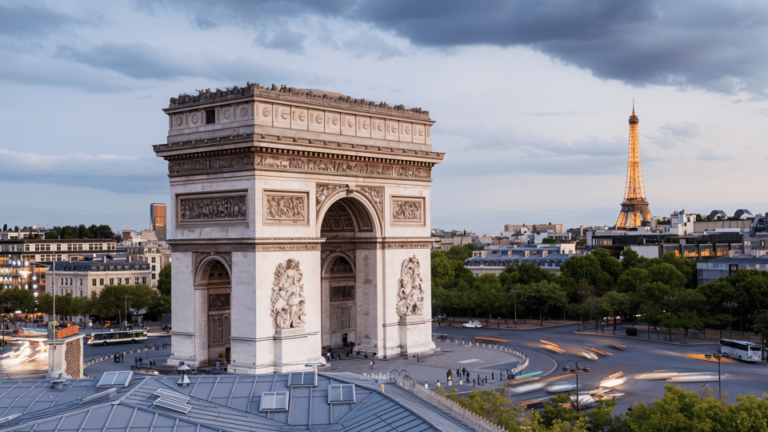 Paris Vintage Side-Car Tour + River Cruise