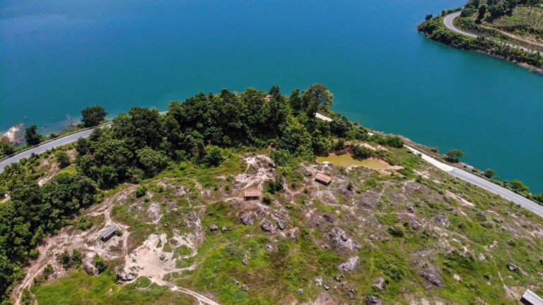 Phuket: Walk and Feed Ethical Elephant Nature Park Tour