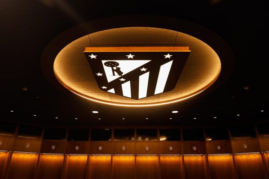 Premium Tour With Breakfast in Simeone'S Private Box - Tour Overview