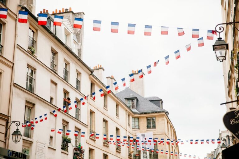 Private Secrets of Paris Bike Tour