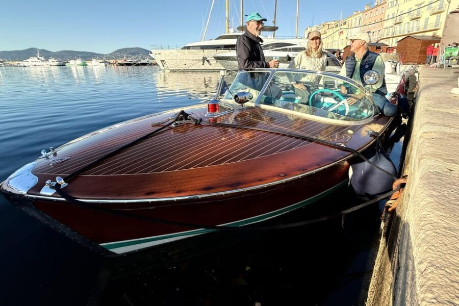 Saint-Tropez: Private Classic RIVA Boat Tour - Overview of the Private Classic RIVA Boat Tour