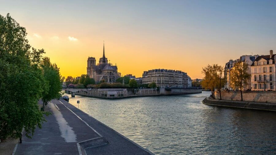 Seine River Cruise With Free Notre Dame Digital Audioguide - Tour Overview and Pricing