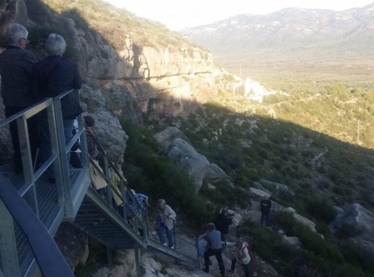 Ulldecona: Spiritual Cave Paintings Tour at Ermita Shelters