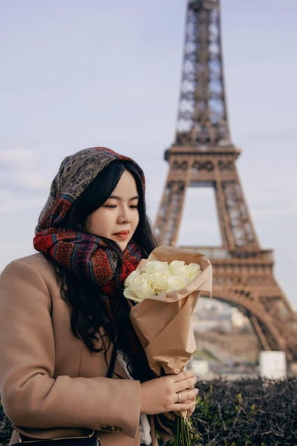 VIP Private PhotoShoot – Paris, Eiffel Tower
