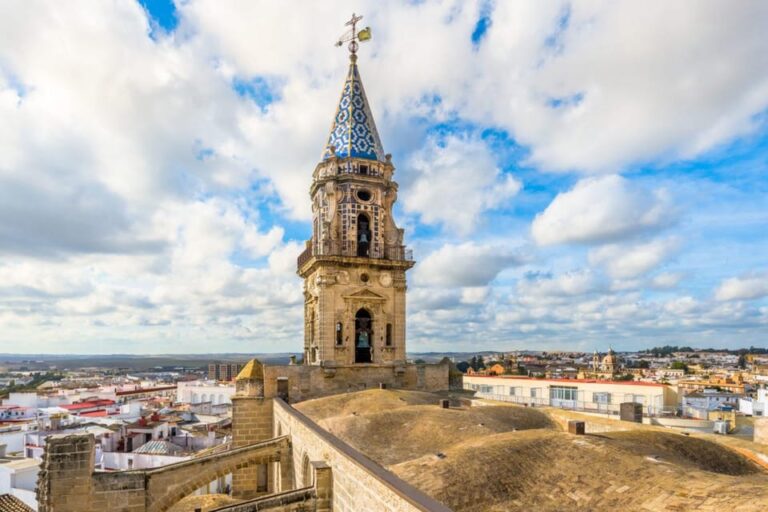 Visit to the Church of San Miguel