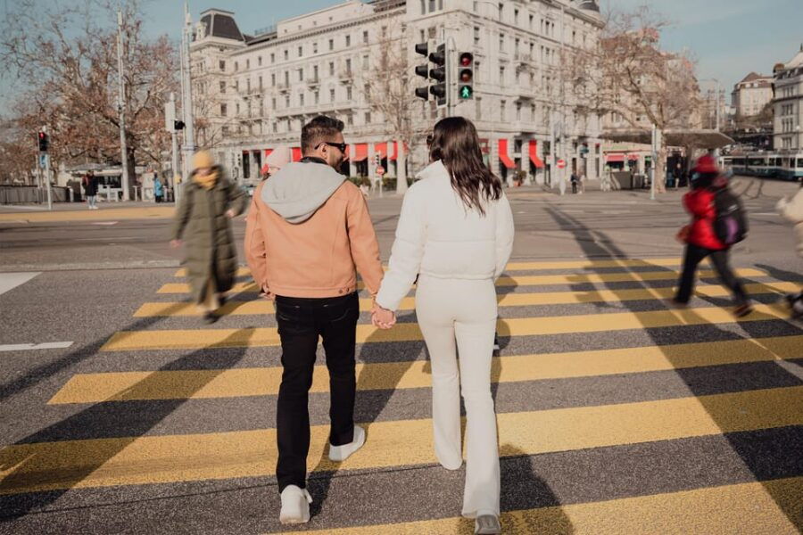Zurich: Professional Photoshoot at the Best Spots - Overview and Pricing