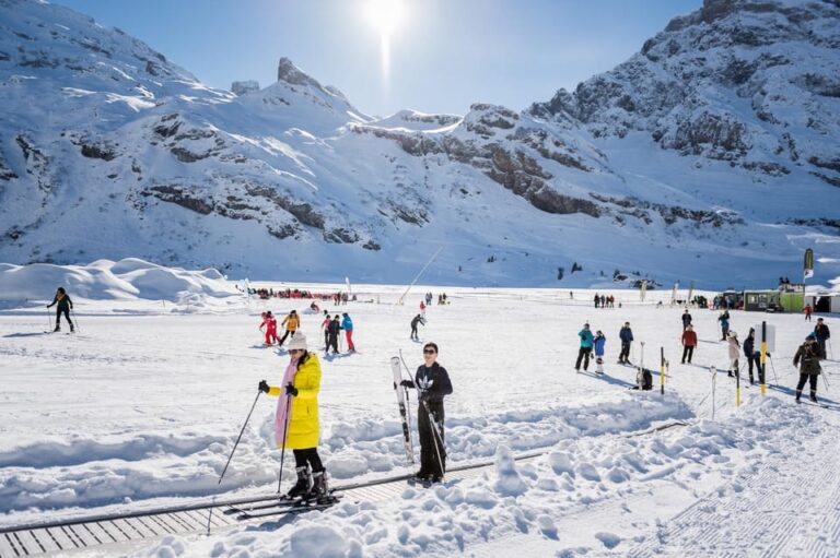 Zurich: Titlis Beginner Ski Day Snow Experience & Lucerne
