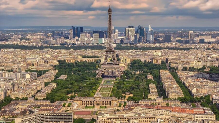 Paris:Private 2-Hour Customizable City Tour With Local Guide - Overview of the Private City Tour