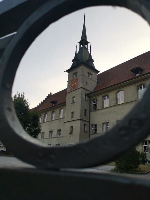 Lausanne: Old Town Guided Walking Tour - Tour Overview