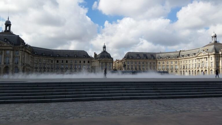 Bordeaux: Heart of Bordeaux Walking Tour