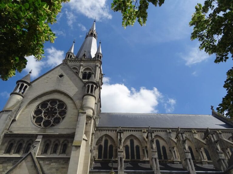 Epernay: Private Guided Tour of the Heart of Champagne