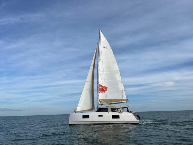 La Flotte, Ile De Ré: Sailing Catamaran Cruise