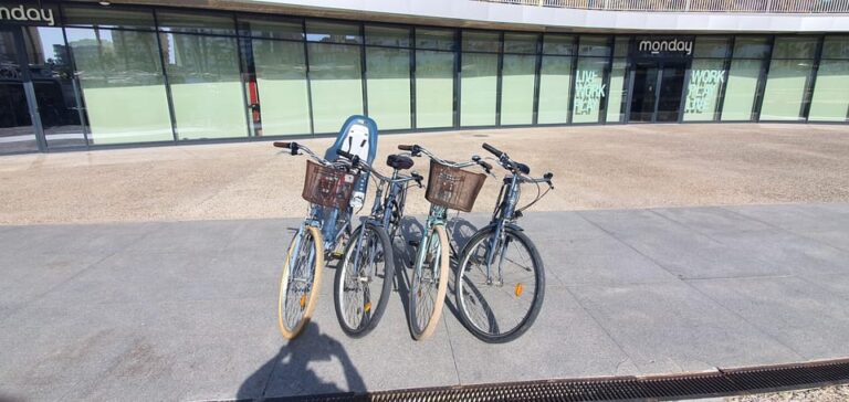 Malaga: Private Bike Rental